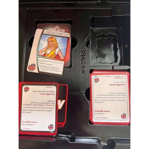The Big Bang Theory Fact Or Fiction Trivia Game Fan Edition Board Game - Picture 7 of 12